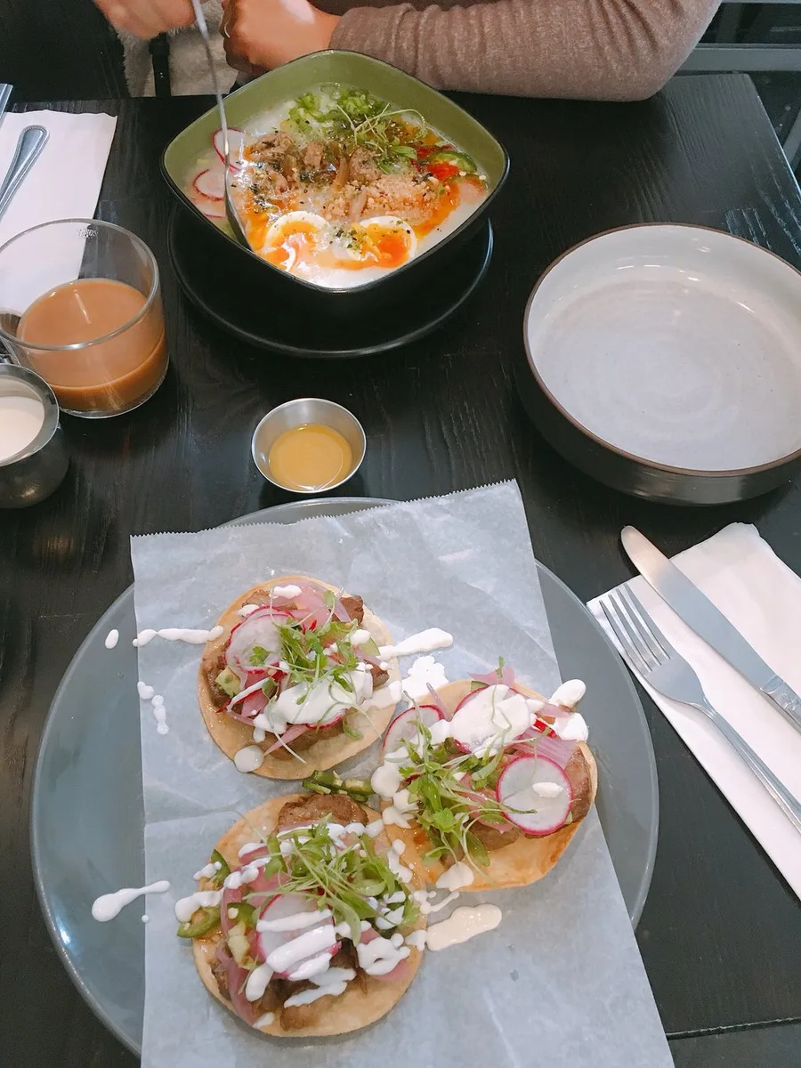 1608 Bistro