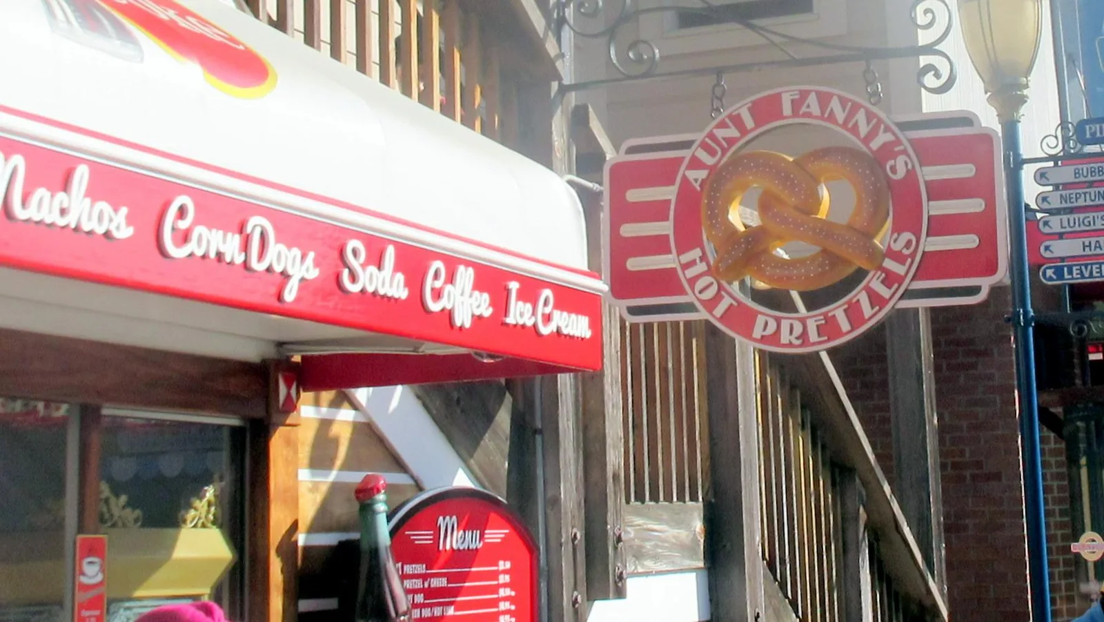 Aunt Fanny's Hot Pretzels