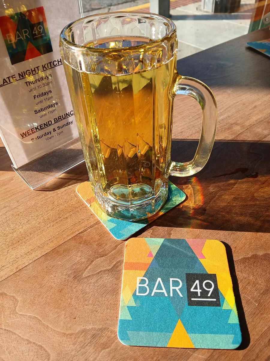 Bar 49