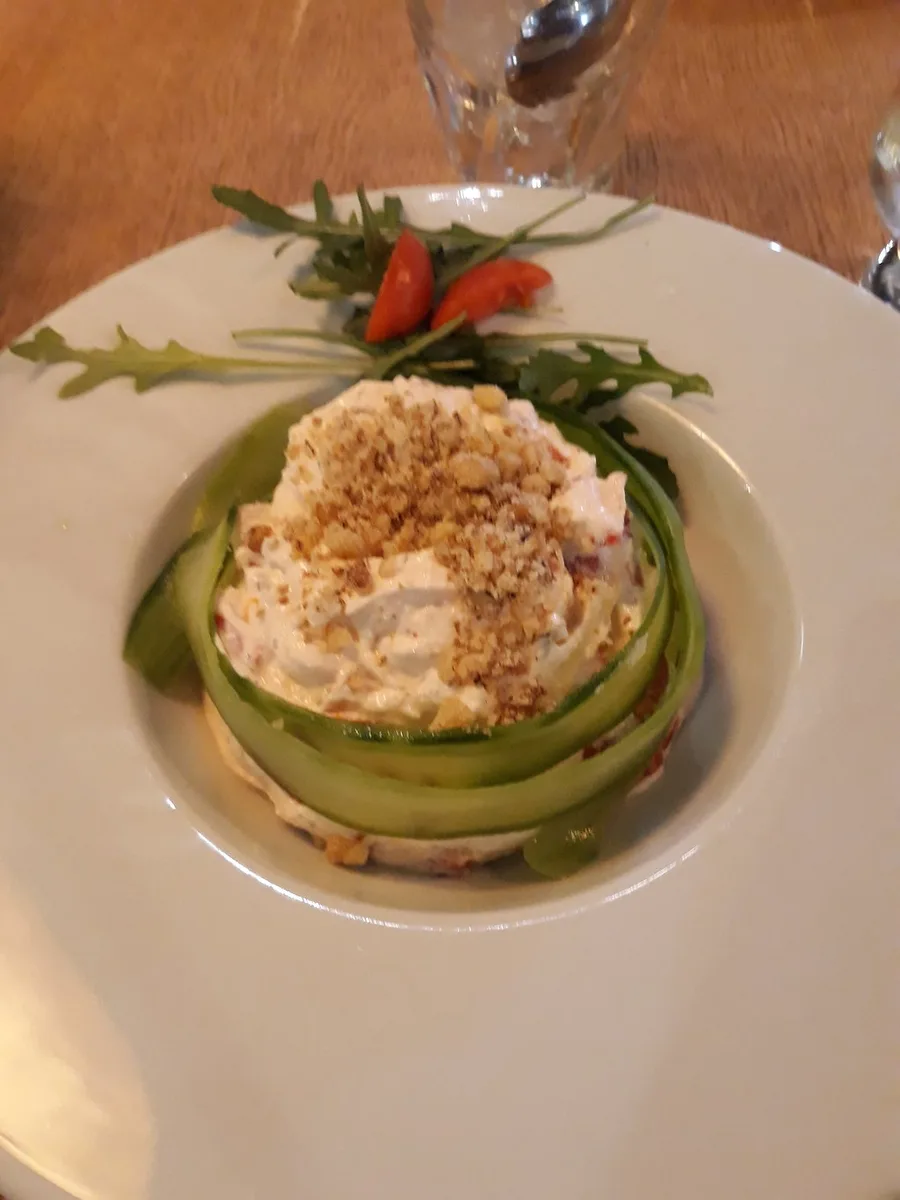 Bellezza Bar & Grill