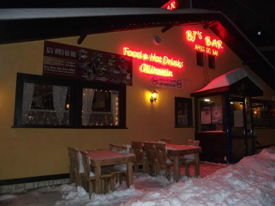 BJ's Bar