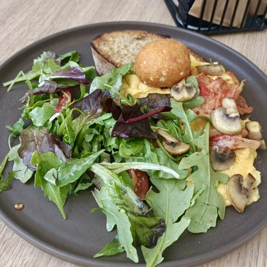 Cafe Lave