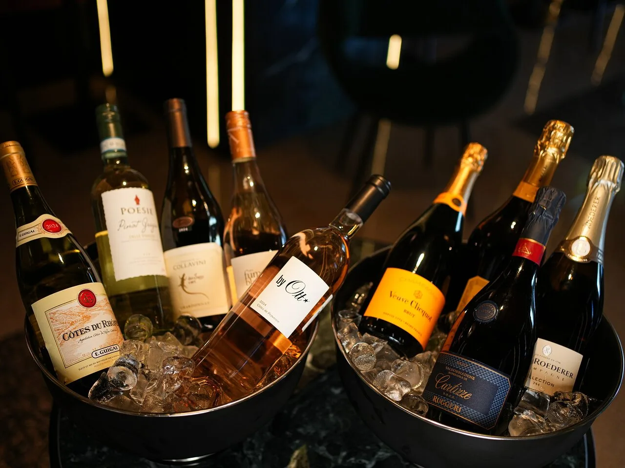 Divine Bar