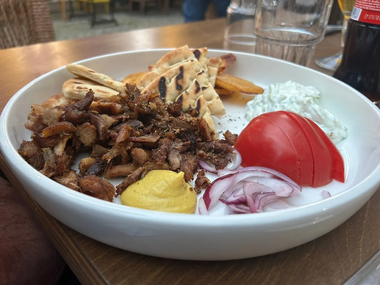 Dunias Taverna