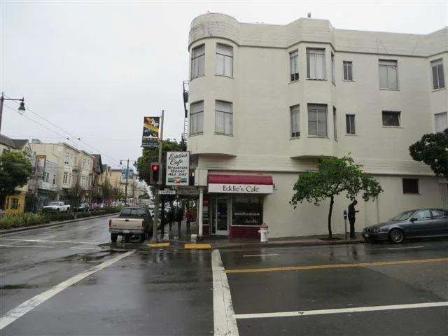 Eddie's Cafe