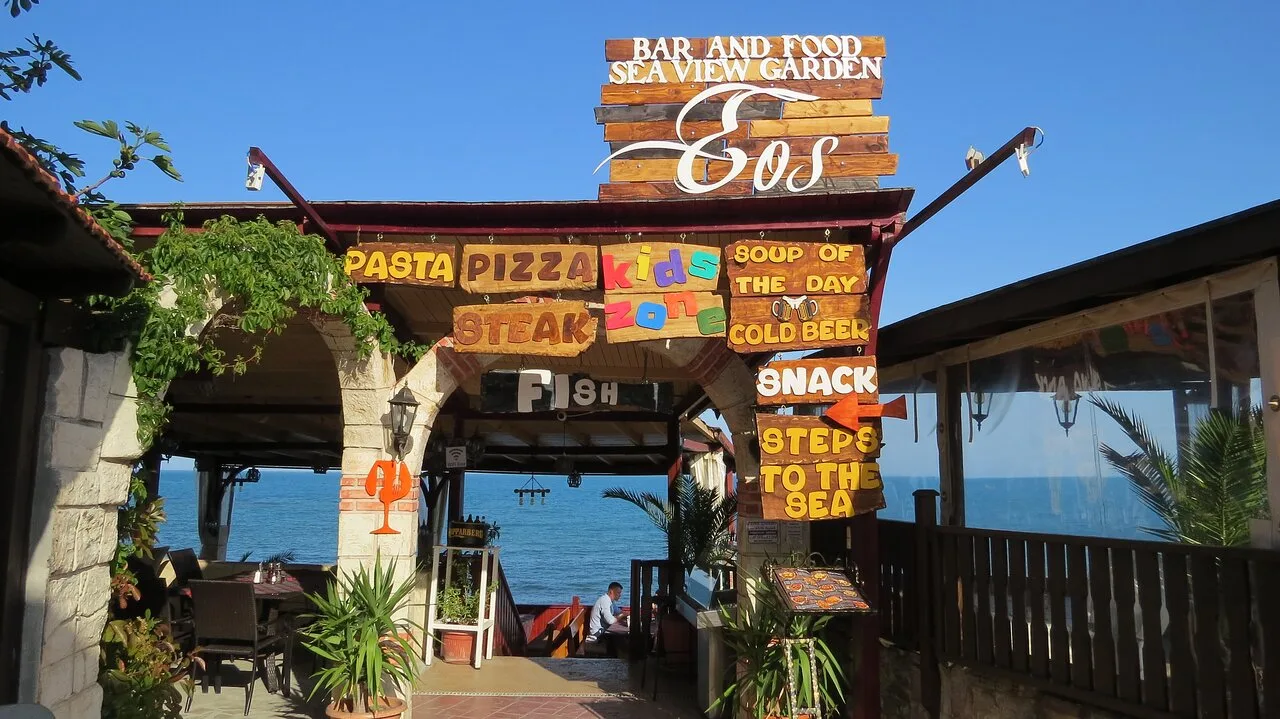 Eos Seaview Restaurant and Bar