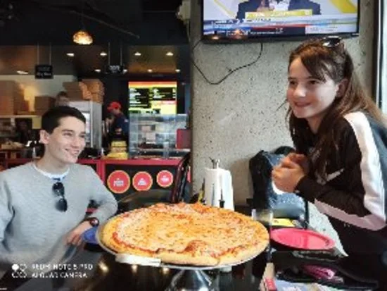 Gochees Pizza