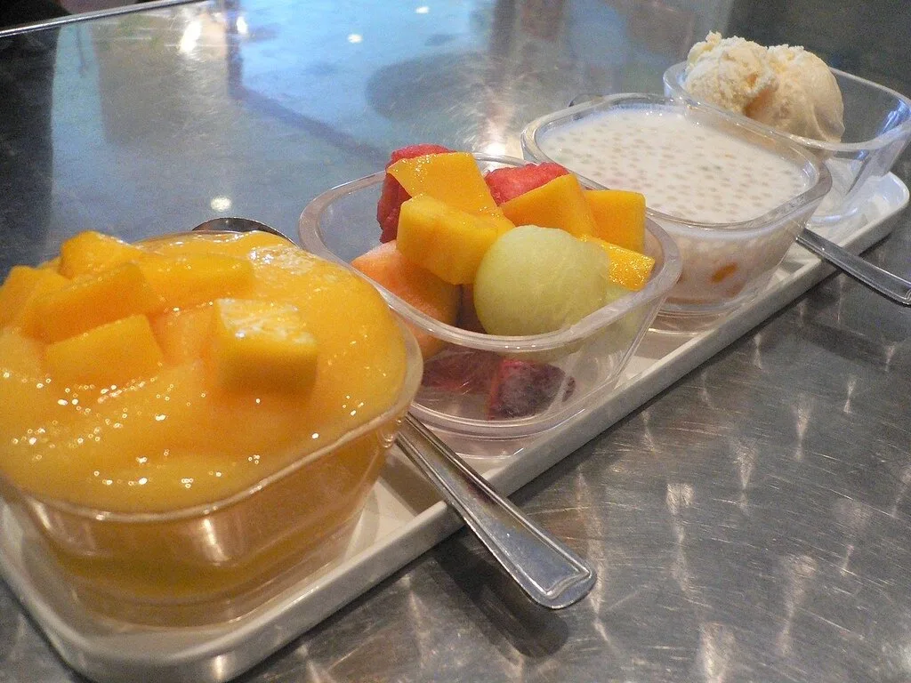 Golden Island Cafe