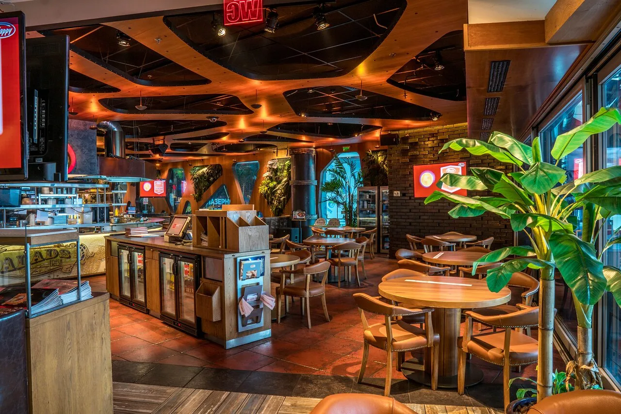 Happy Bar and Grill Paradise