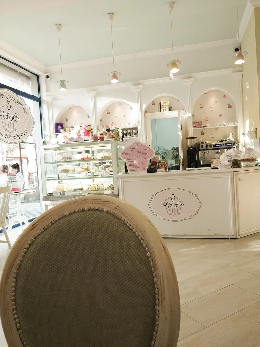 Homemade Cake Shop 5 o'clock