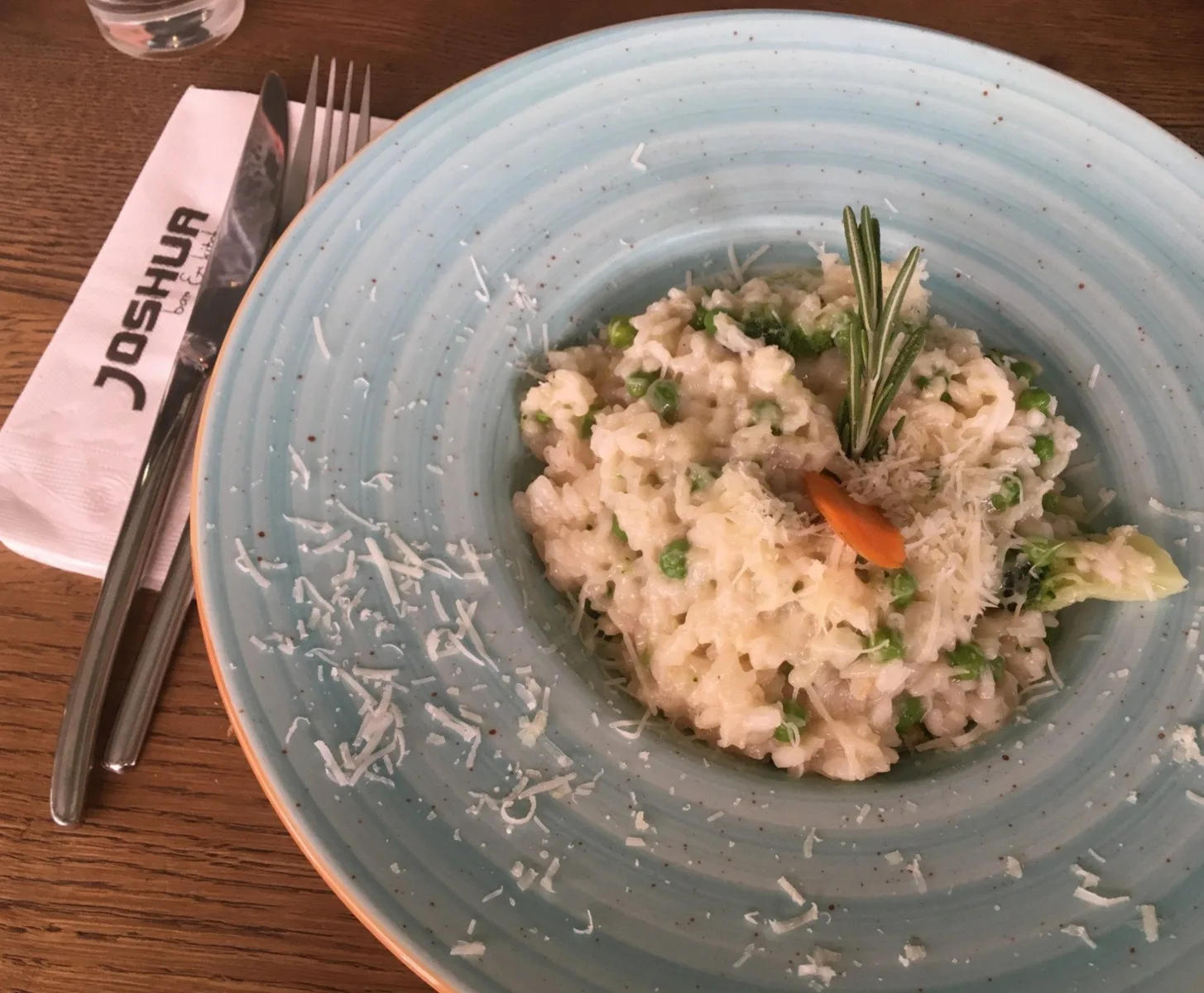 Joshua Bar & Kitchen