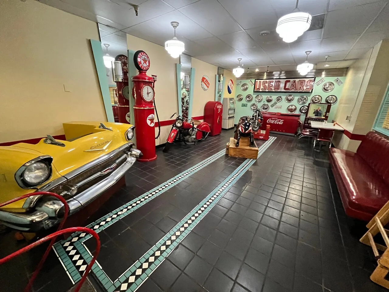 Lori's Diner