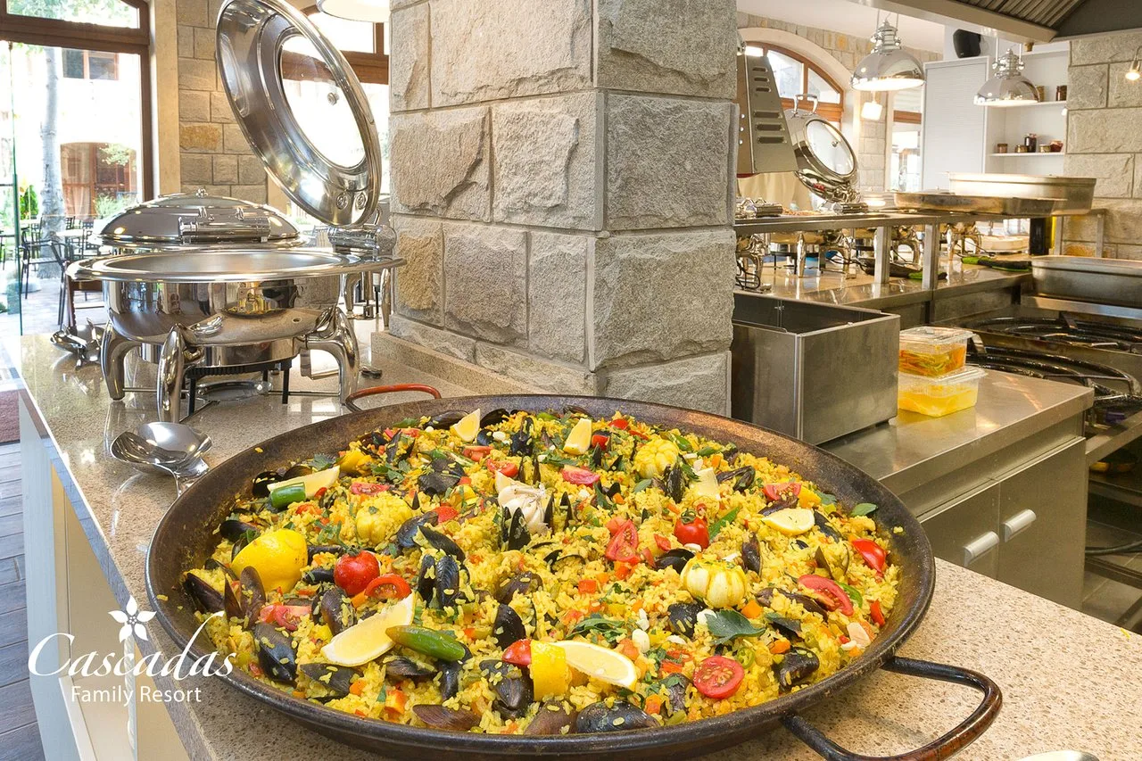 LOTUS Restaurant