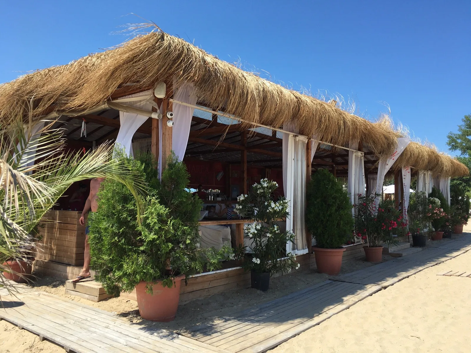 Marea Beach Bar & Restaurant