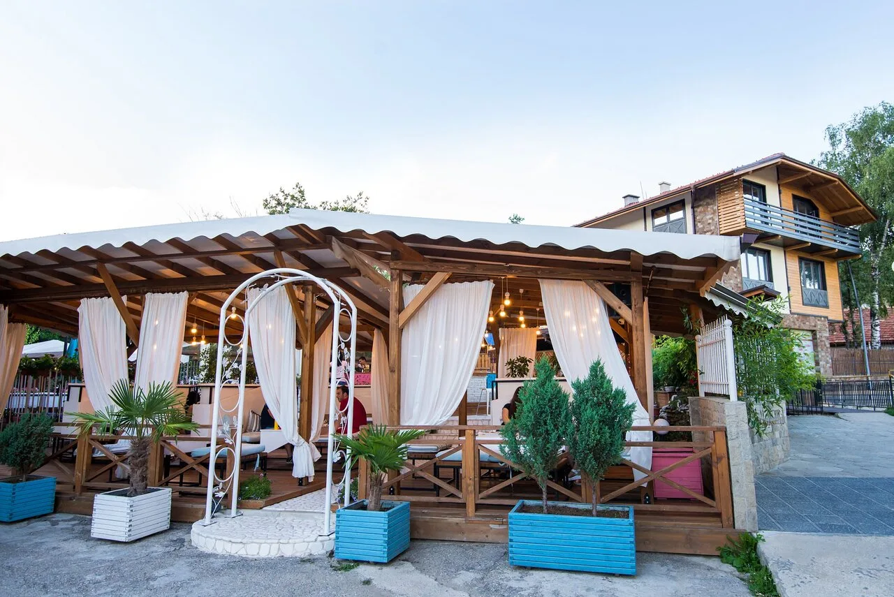 Martini Restaurant & Bar