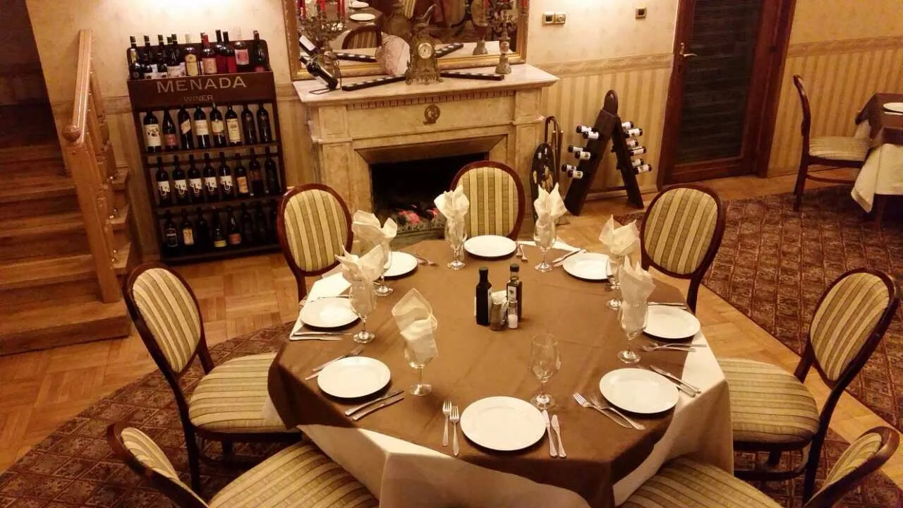 Maxim Restaurant and Garden