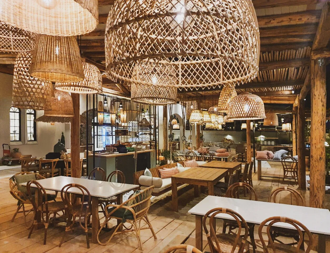 MORE Beach Restaurant