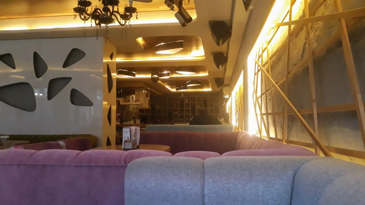 OPIUM day bar & garden