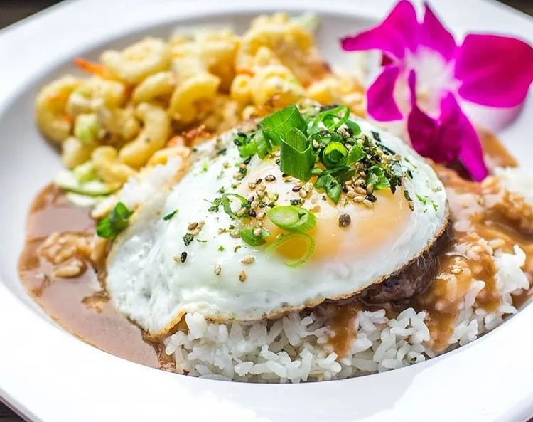 Pa'ina Restaurant and Lounge