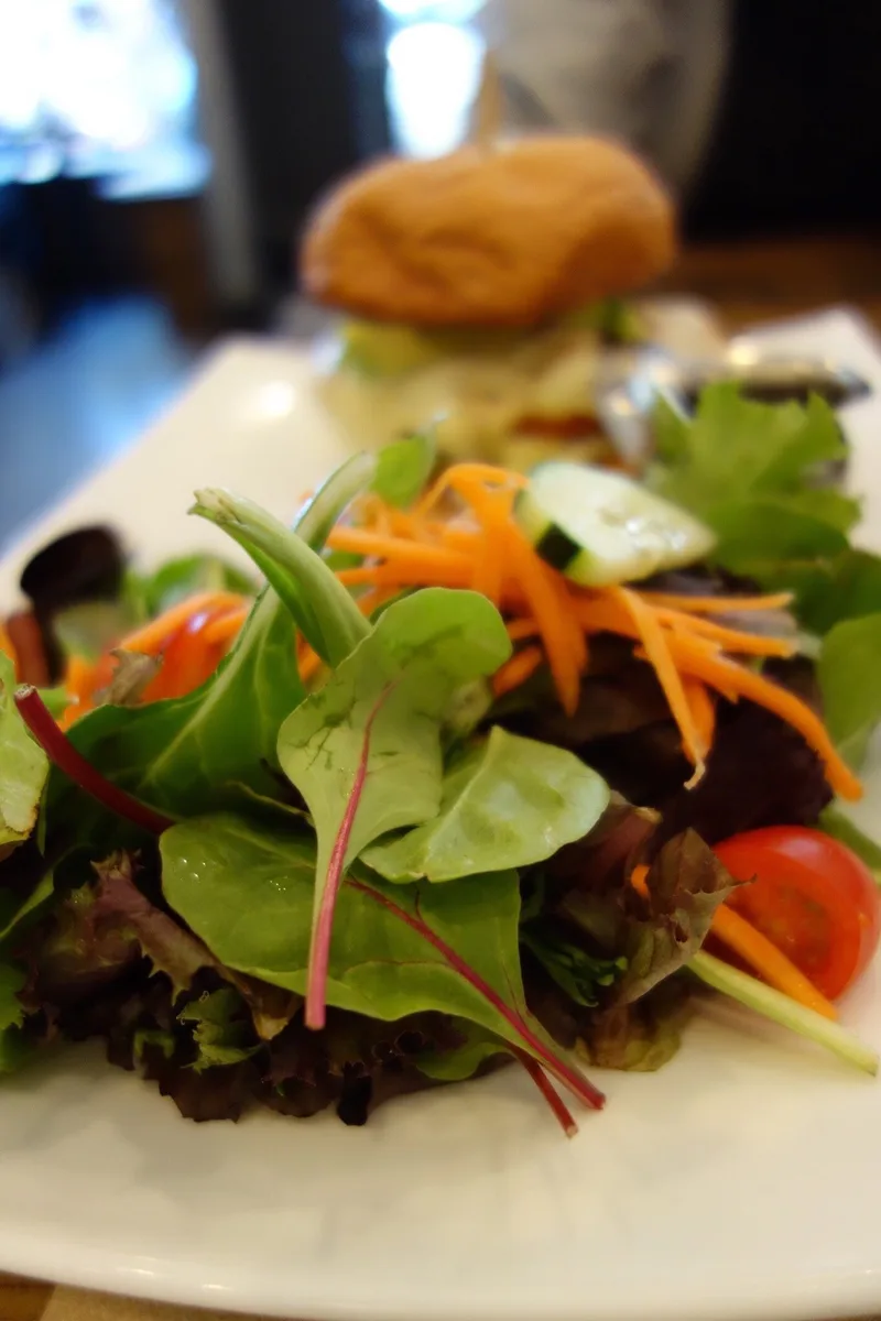 PEOPLES cafe
