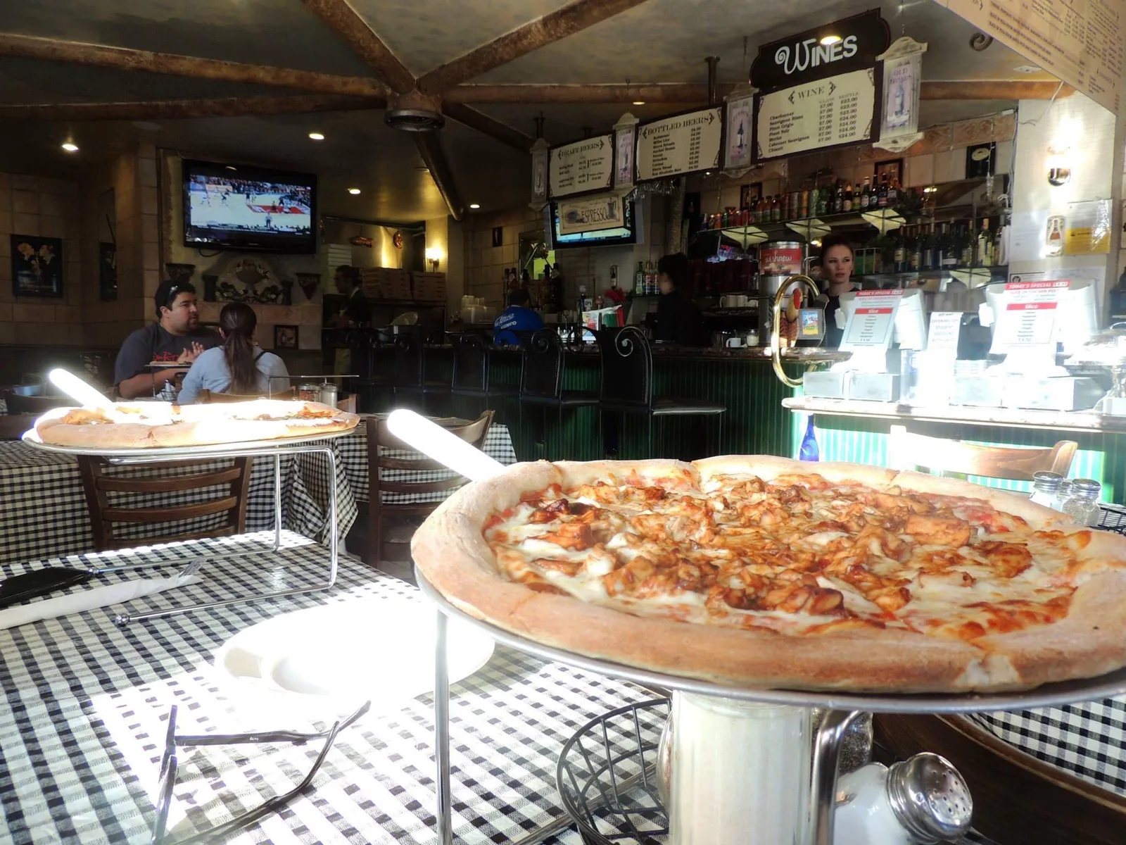 Piraat Pizzeria & Rotisserie