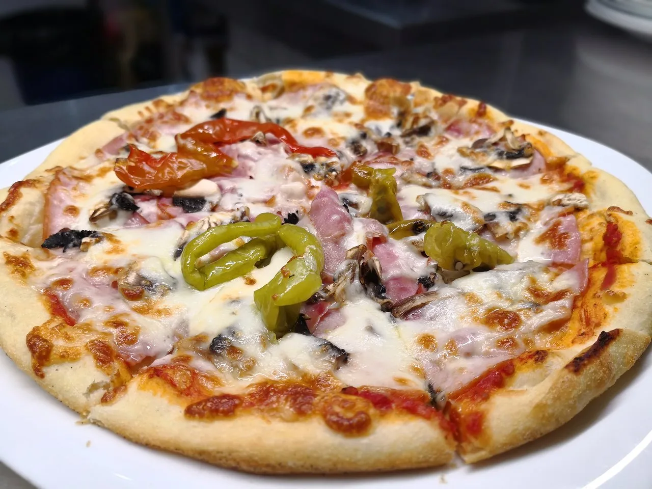 Pizza Bar & Grill Central