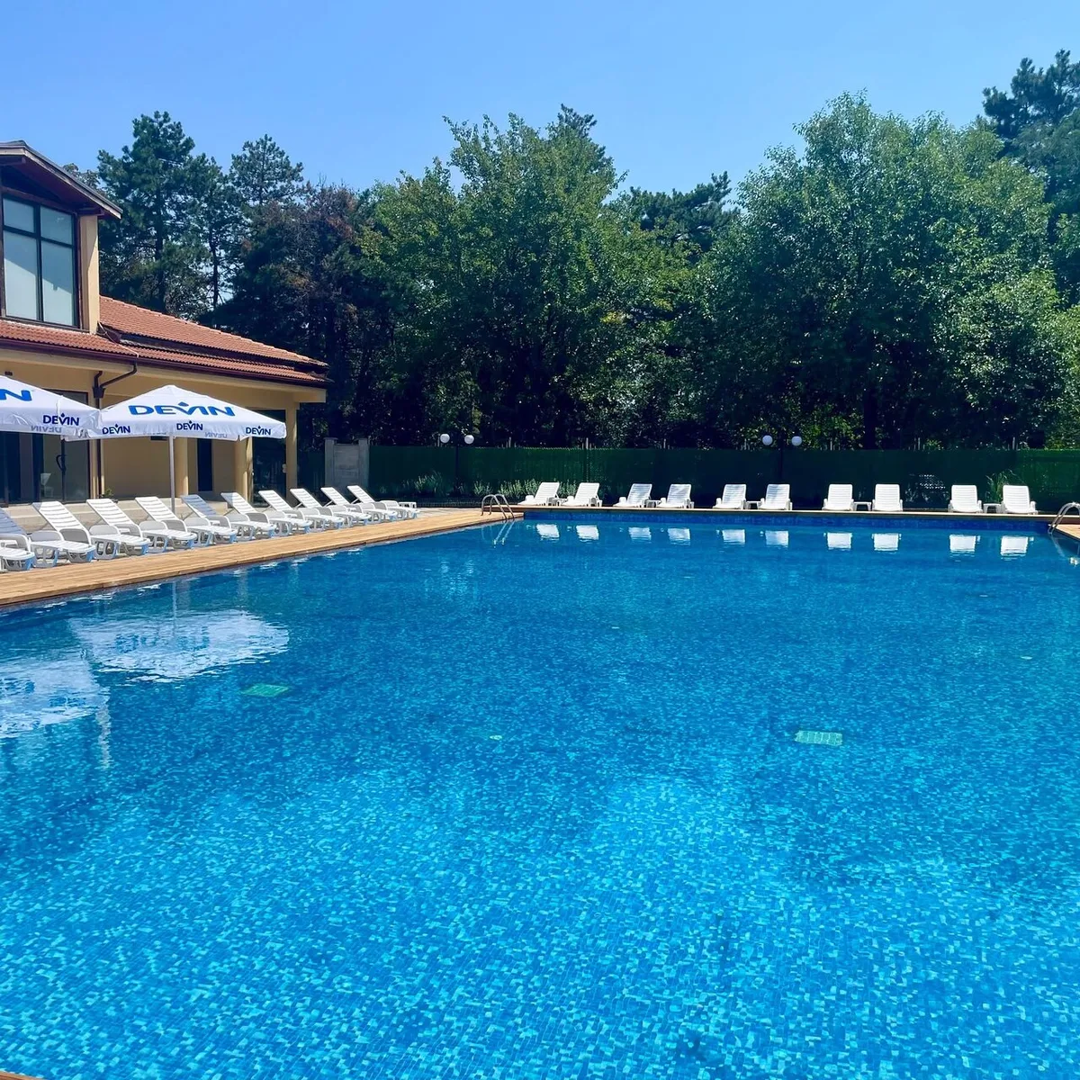 R&R Oasis