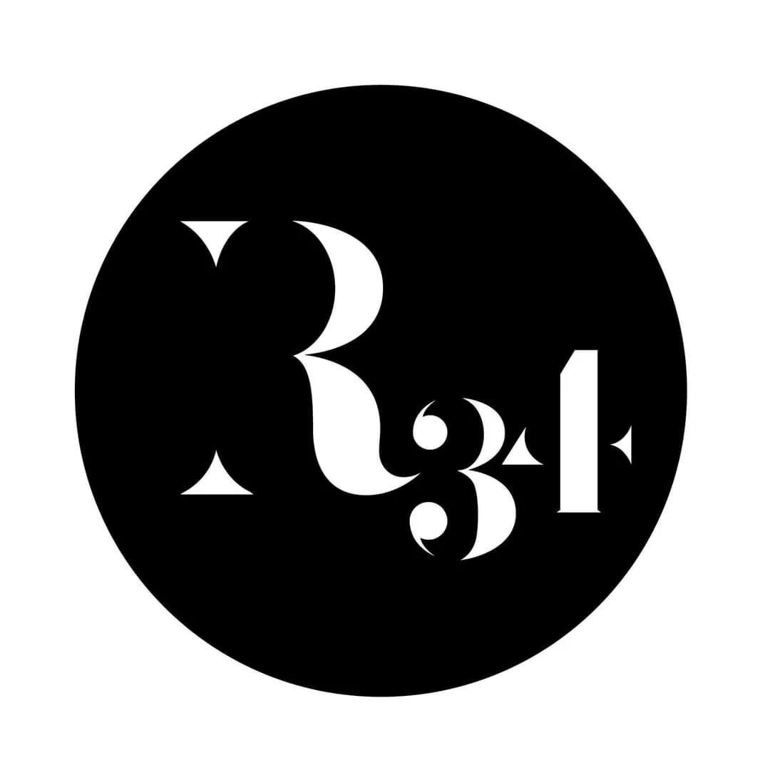 R34 Bar