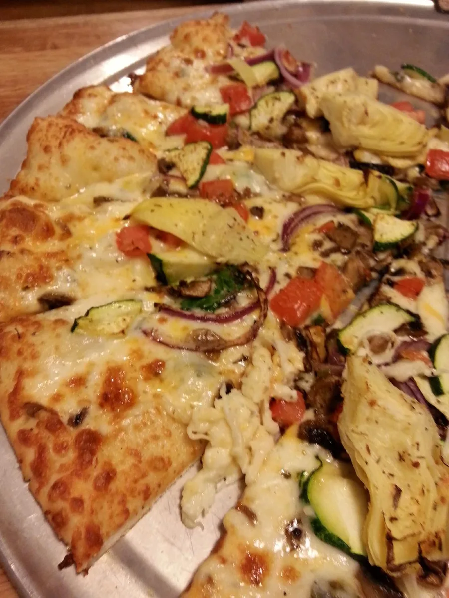 Round Table Pizza