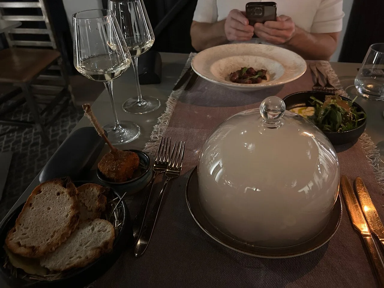 Skabrin Restobar