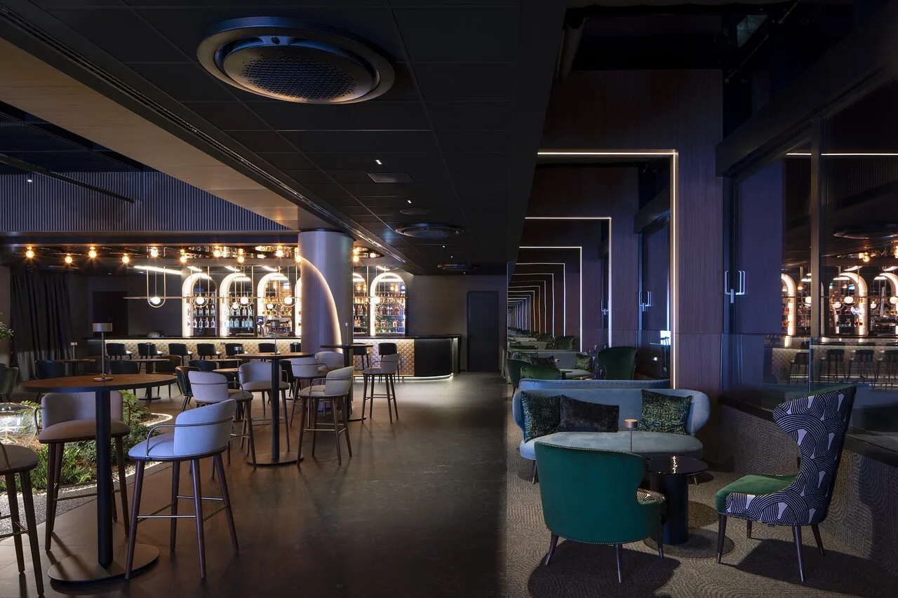 Sky Bonsai Bar