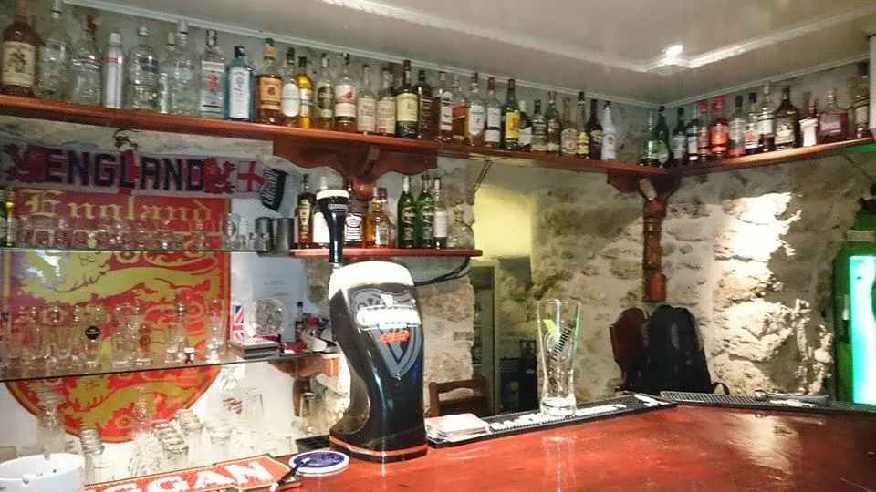 Three Lions Pub