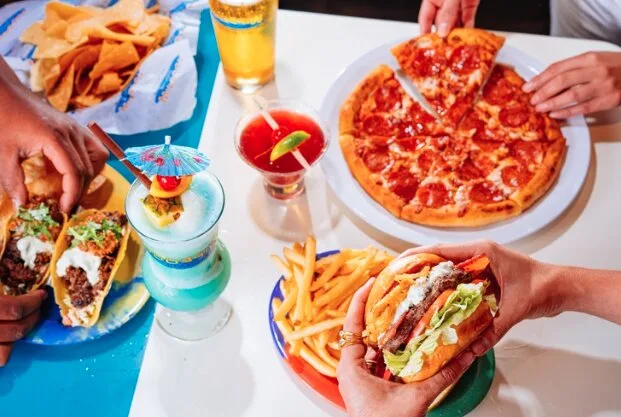 Wipeout Bar & Grill