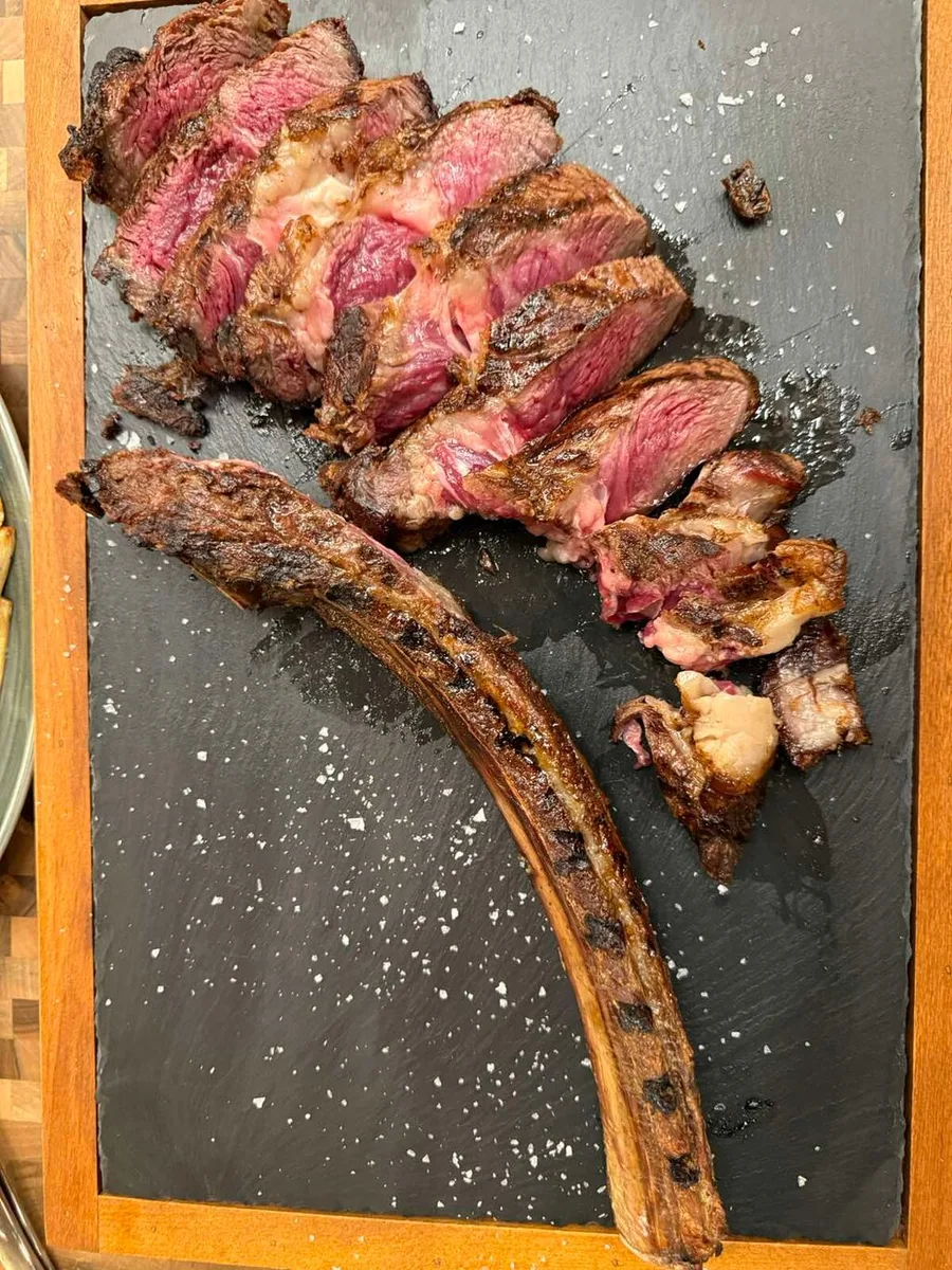YanY Steak & Wine